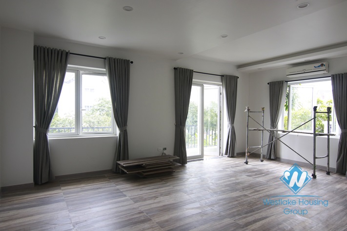 Villa with 4 bedrooms for rent in Vinhome  Riverside Long Bien, Hanoi.